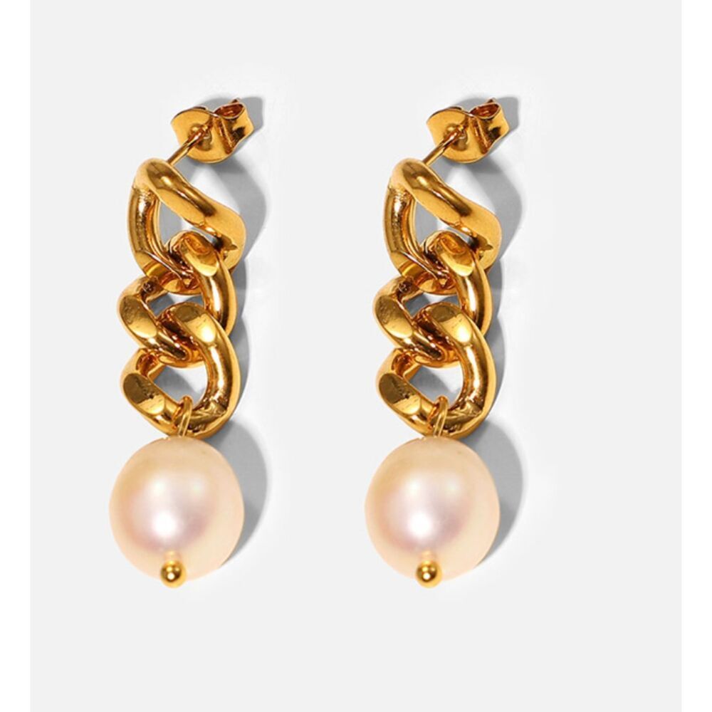 "Ibiza" 18K Gold Cuban Chain Freshwater Pearl Dangle Earrings C14